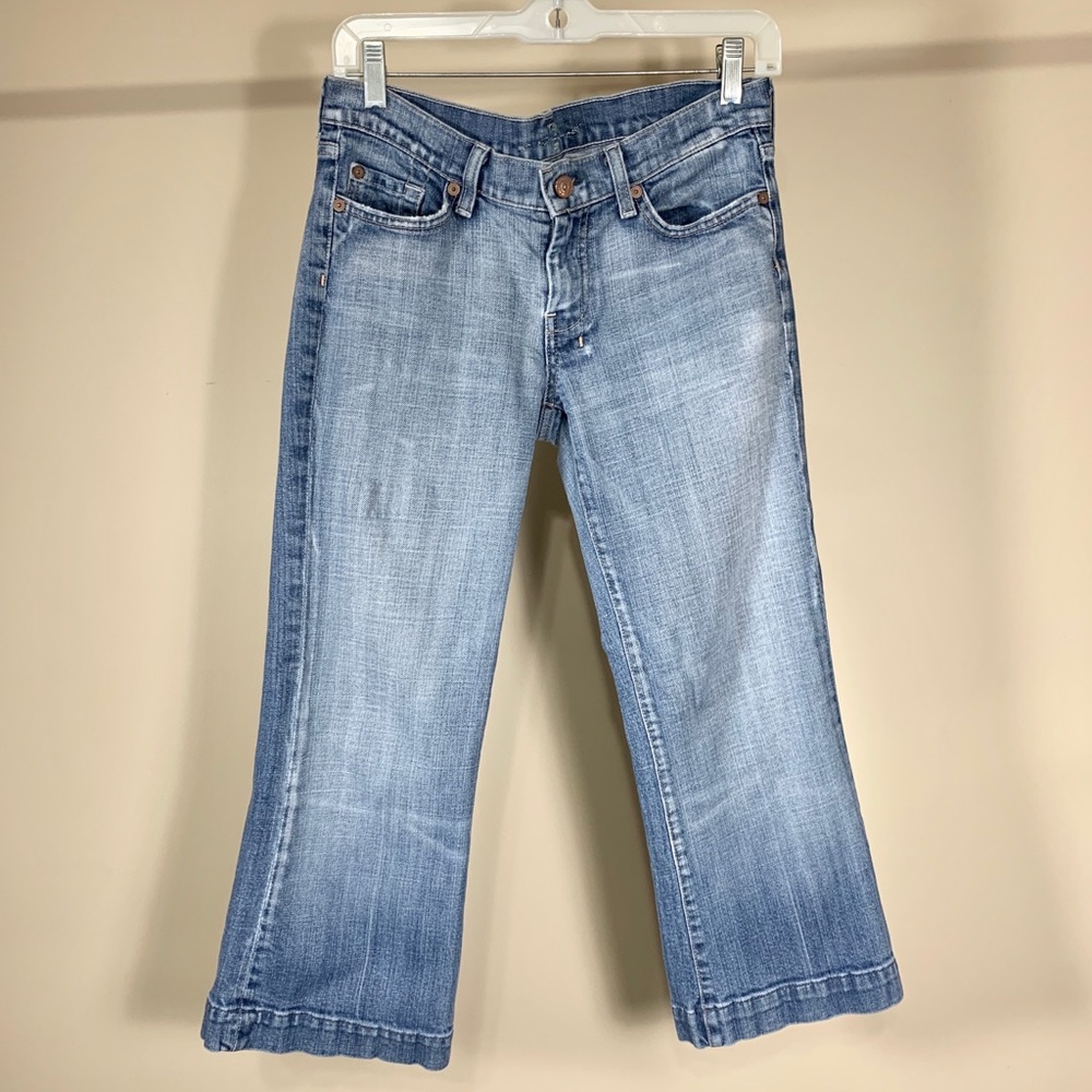 💕HP💕Cropped Jeans - Picture 3 of 8